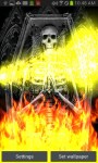Skeleton Tomb On Flames LWP free screenshot 1/4
